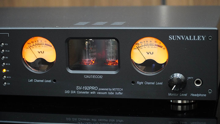 dac đèn sunvalley 192pro