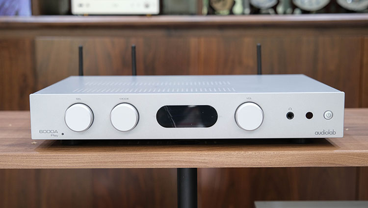 ampli audiolab 6000a play