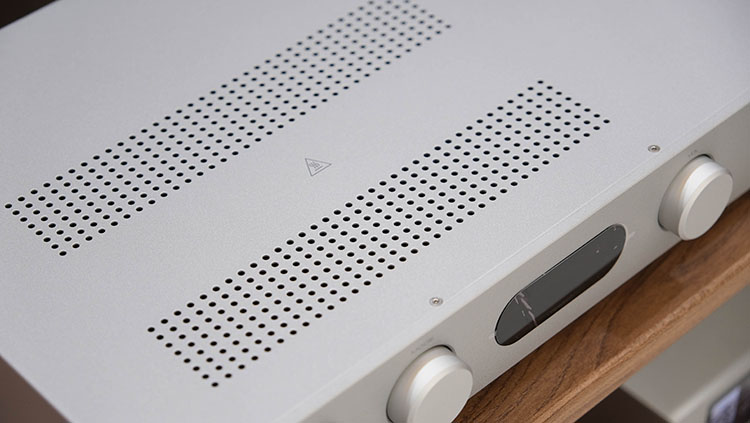 ampli audiolab 6000a play