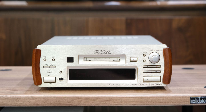 đầu md kenwood 7002s