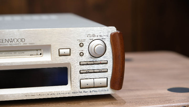 đầu md kenwood 7002s