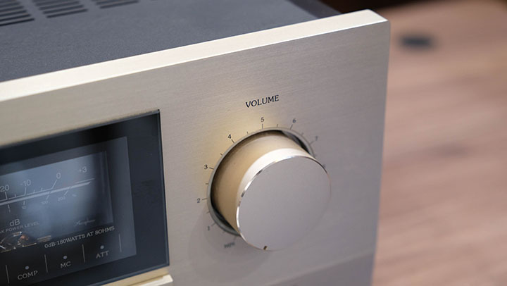 power accuphase a-46