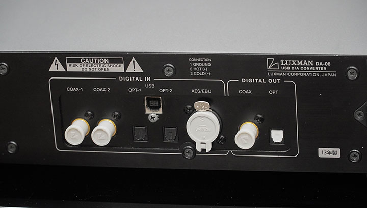 ngõ vào tín hiệu đầu giải mã luxman da06