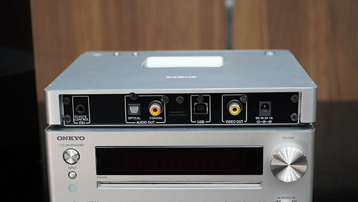 cổng sau dock onkyo cr-s1
