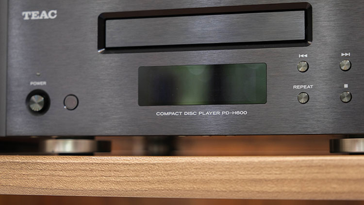 teac h600 và jbl 620