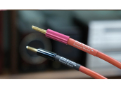 Physis  Cable Speaker Silver Ruby